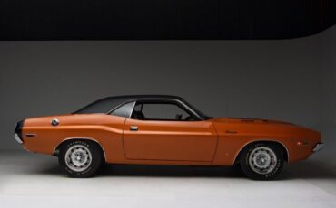Dodge-Challenger-1970-12