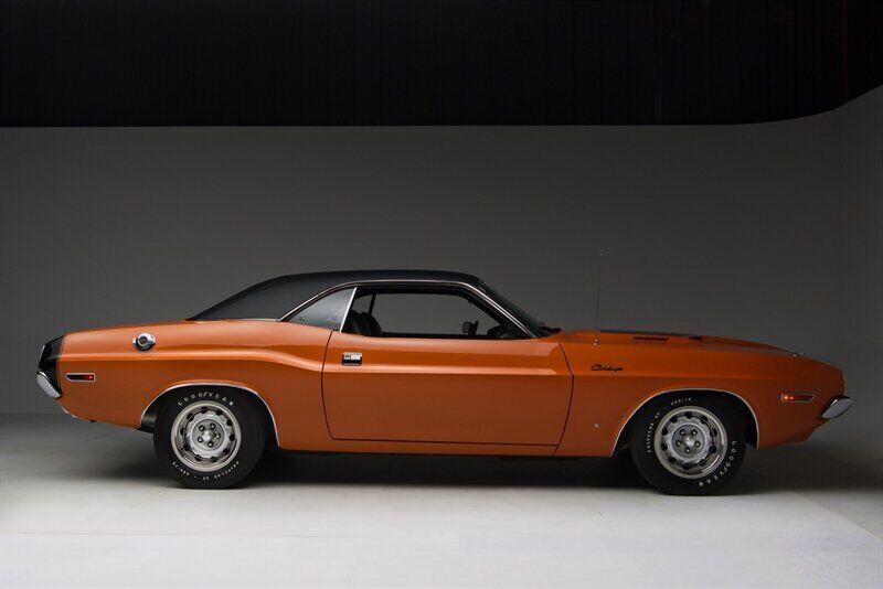 Dodge-Challenger-1970-12