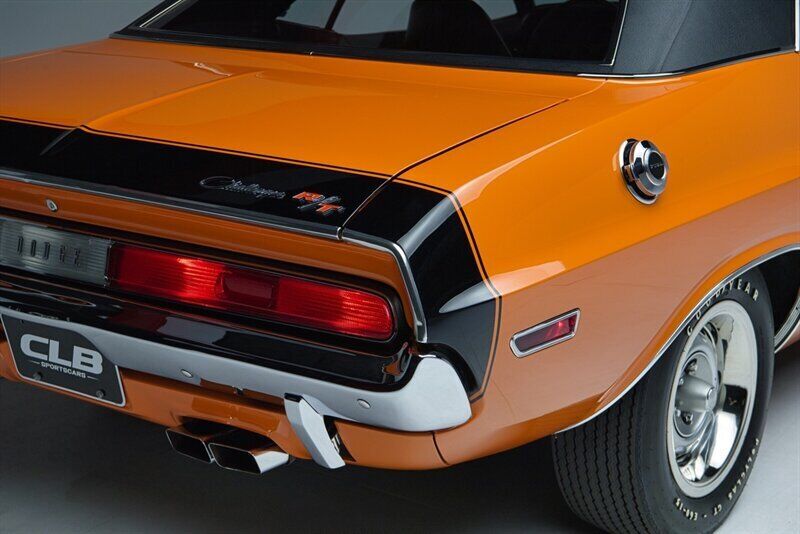 Dodge-Challenger-1970-13