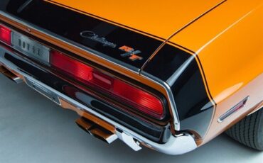 Dodge-Challenger-1970-15
