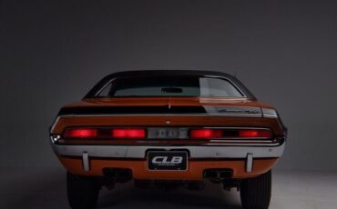 Dodge-Challenger-1970-5