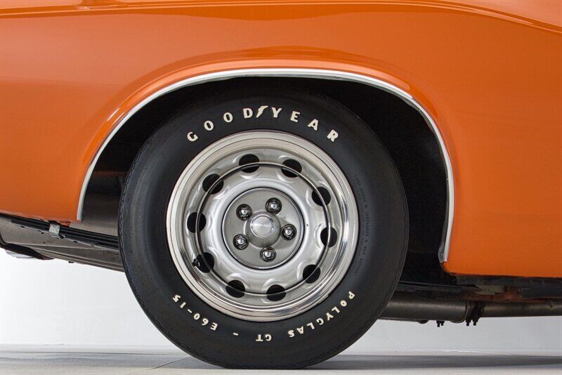 Dodge-Challenger-1970-8