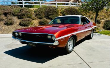 Dodge-Challenger-1970-Coupe