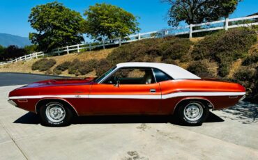 Dodge-Challenger-1970-Coupe-7
