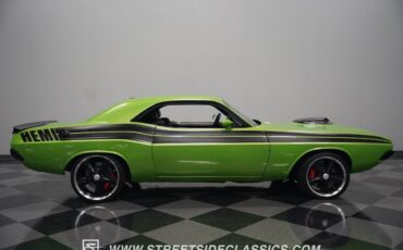 Dodge-Challenger-1972-Hardtop-17