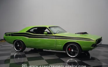 Dodge-Challenger-1972-Hardtop-18