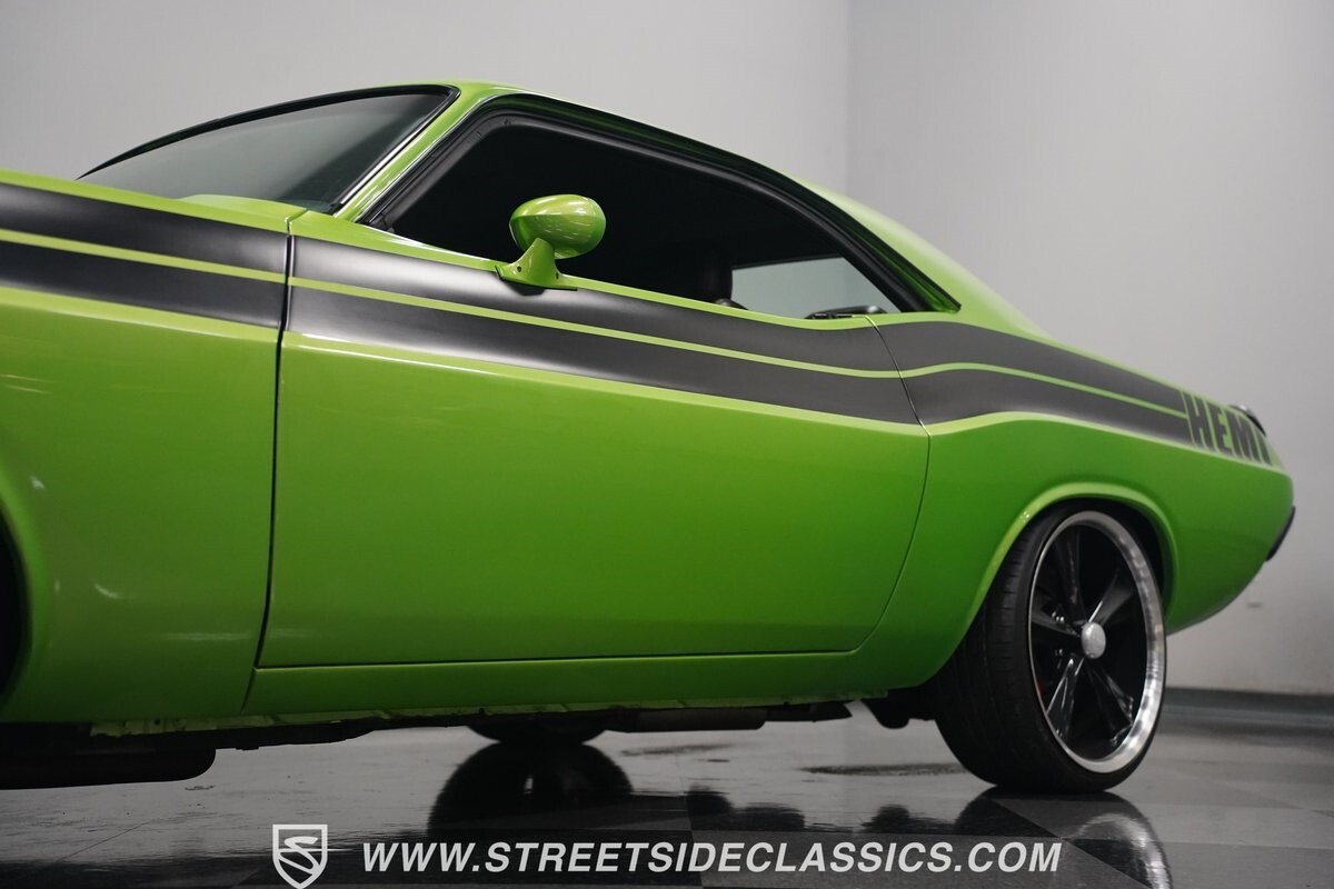 Dodge-Challenger-1972-Hardtop-25