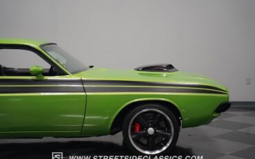 Dodge-Challenger-1972-Hardtop-34