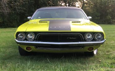 Dodge-Challenger-1974-Coupe-1