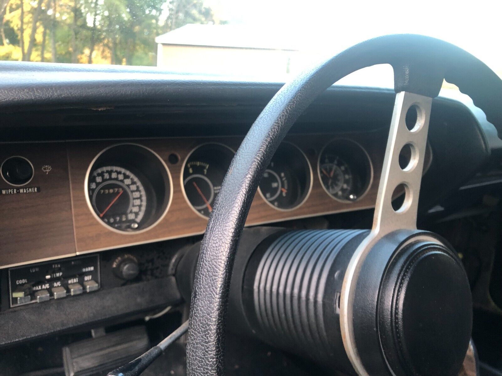 Dodge-Challenger-1974-Coupe-34