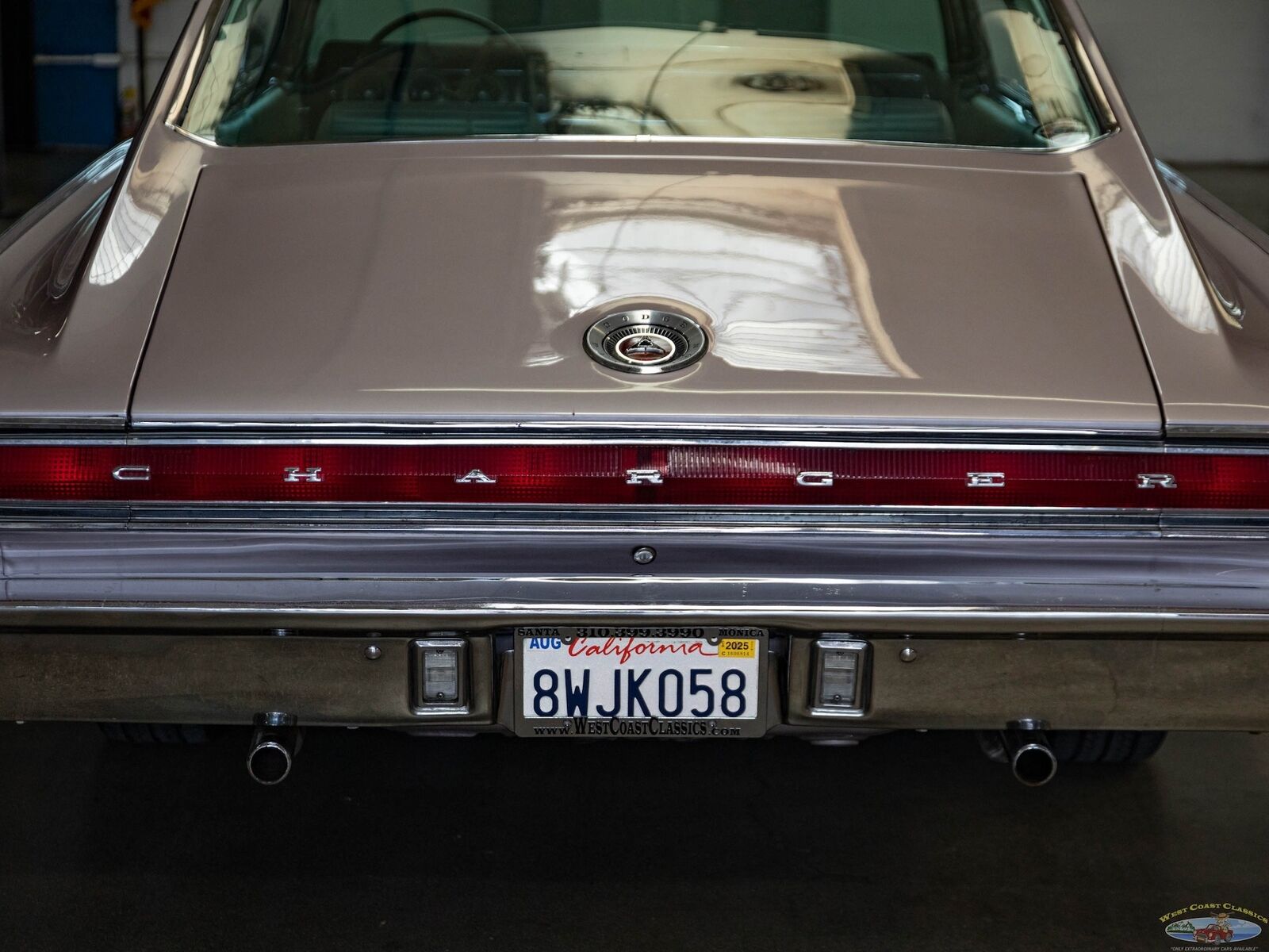 Dodge-Charger-1966-2-Door-Fastback-Hardtop-18
