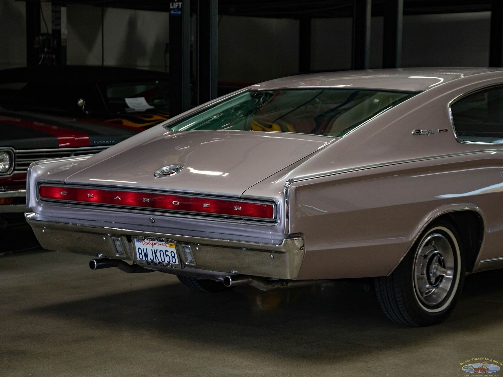 Dodge-Charger-1966-2-Door-Fastback-Hardtop-24