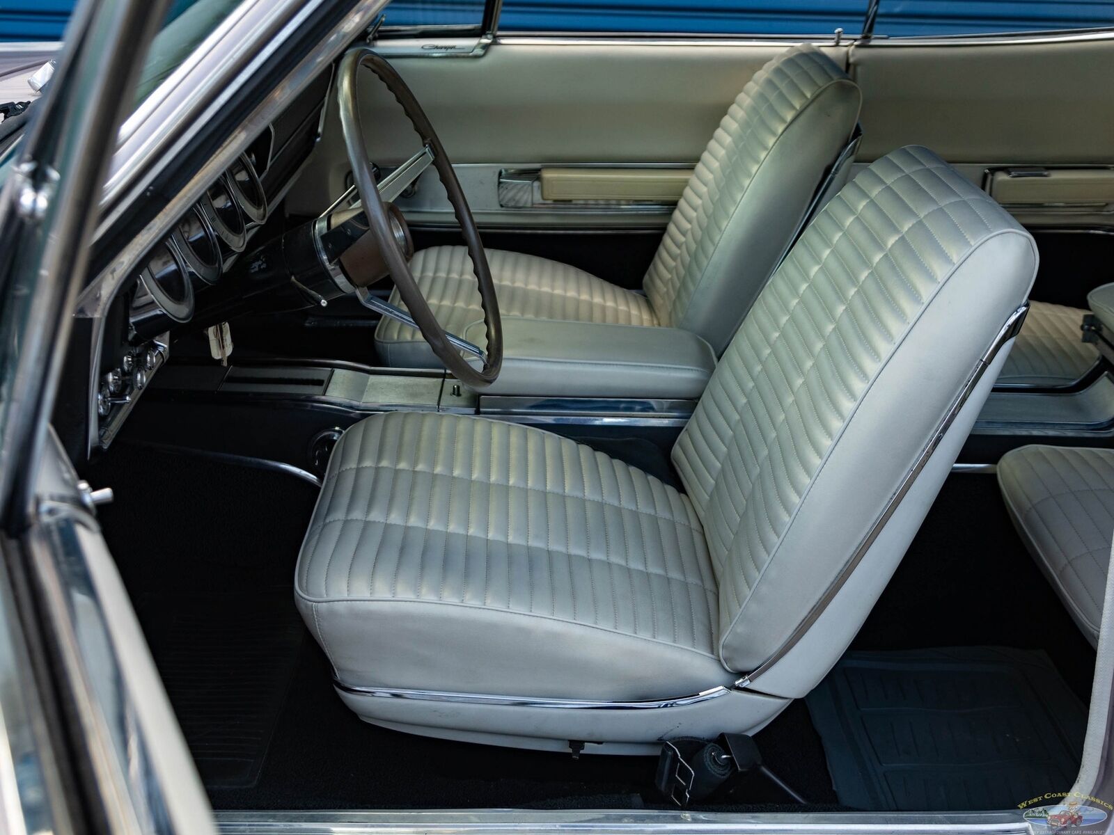 Dodge-Charger-1966-2-Door-Fastback-Hardtop-30