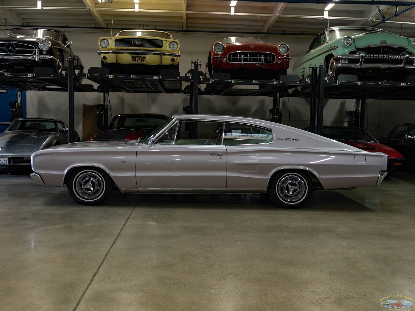 Dodge-Charger-1966-2-Door-Fastback-Hardtop-5