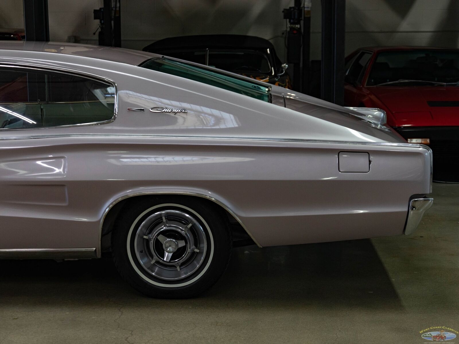 Dodge-Charger-1966-2-Door-Fastback-Hardtop-6