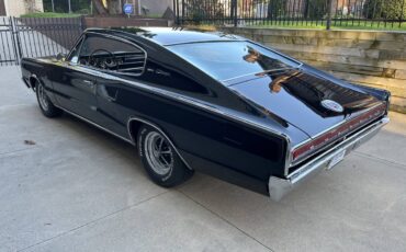 Dodge-Charger-1966-black-1