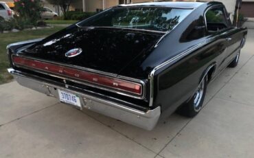 Dodge-Charger-1966-black-21