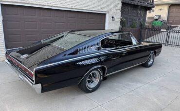 Dodge-Charger-1966-black