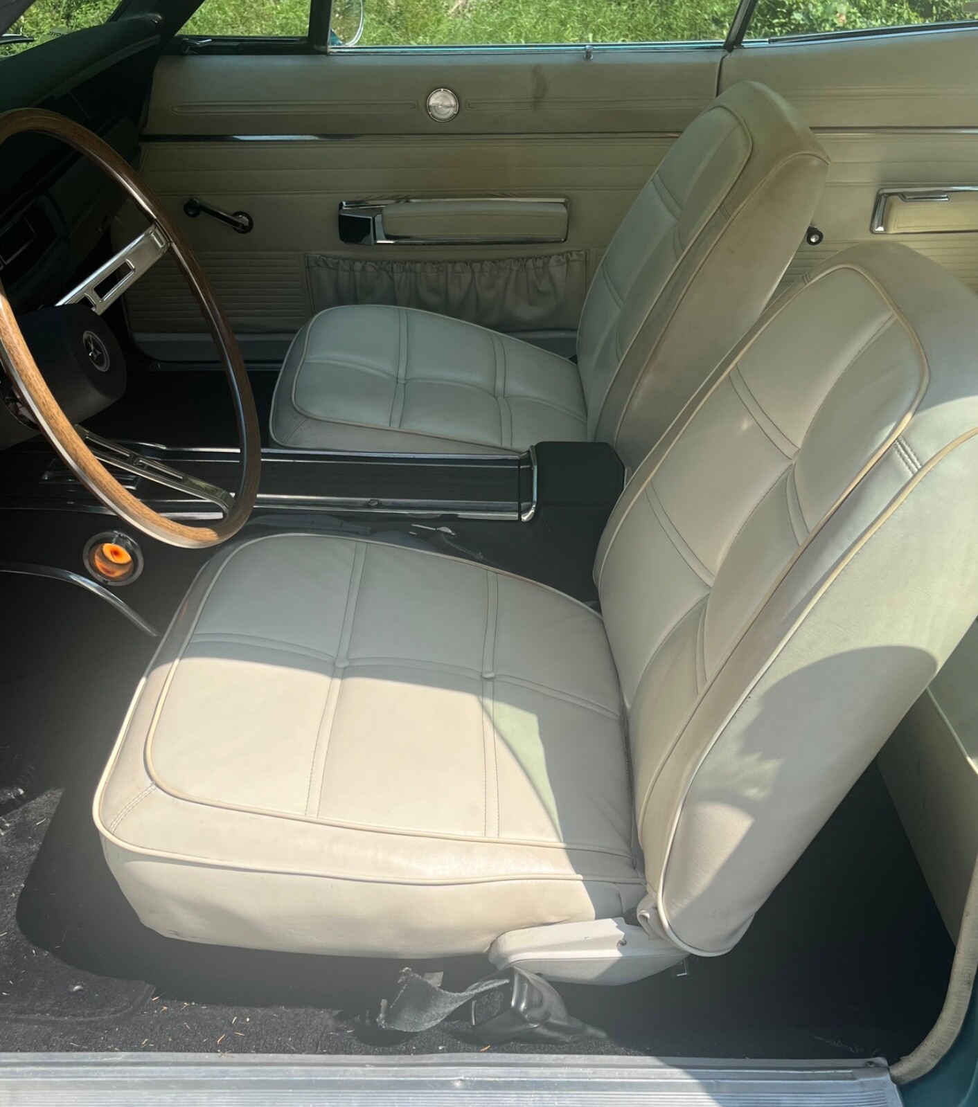 Dodge-Charger-1969-11