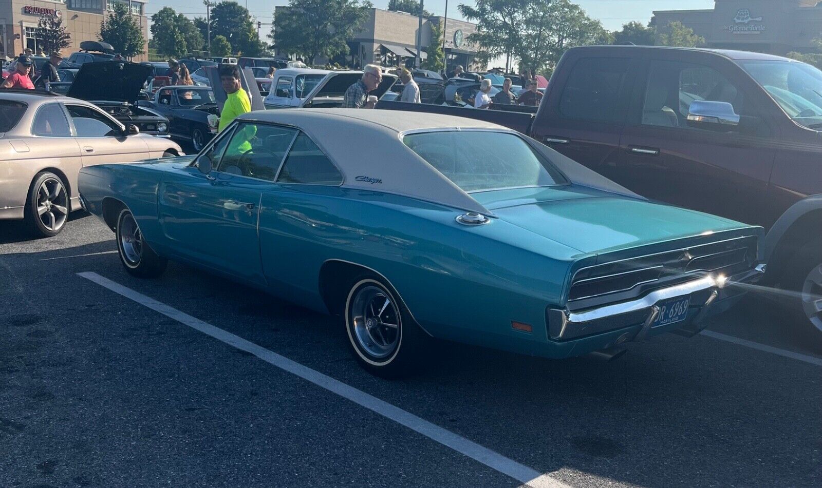 Dodge-Charger-1969-15