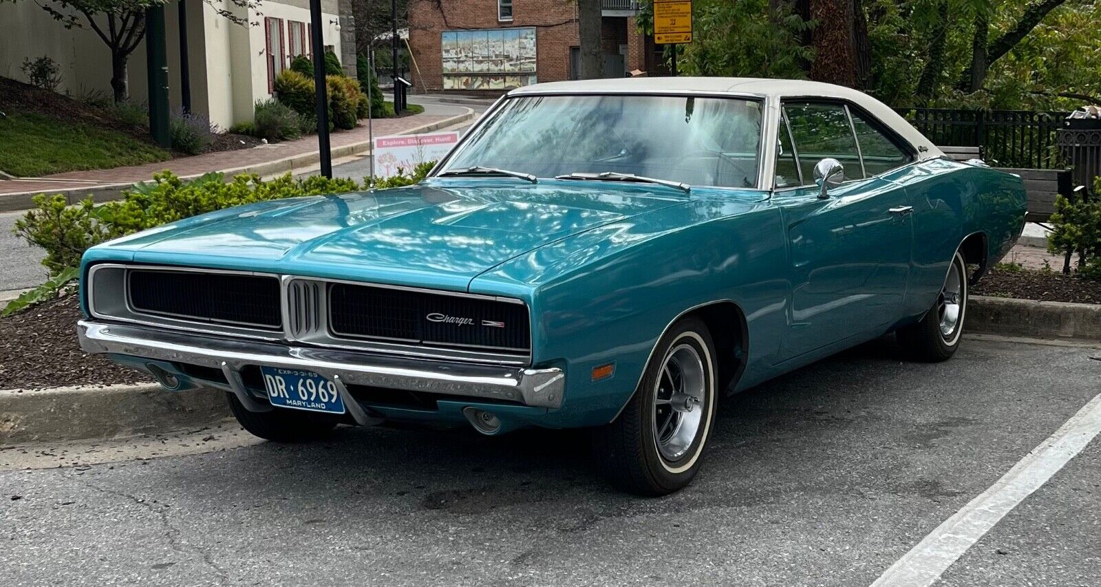 Dodge-Charger-1969-18