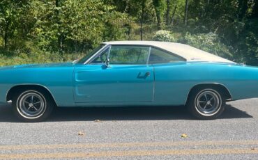 Dodge-Charger-1969-2