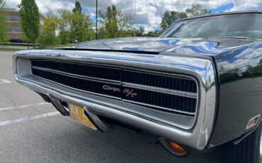Dodge-Charger-1970-13