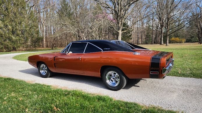 Dodge-Charger-1970-4
