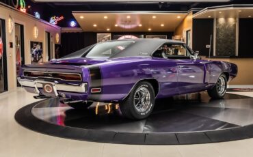 Dodge-Charger-1970-Coupe-12