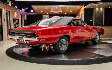 Dodge-Charger-1970-Coupe-12