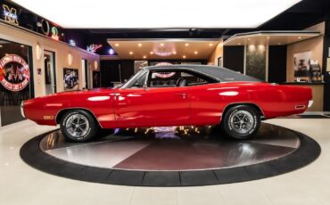 Dodge-Charger-1970-Coupe-17