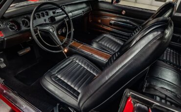 Dodge-Charger-1970-Coupe-2