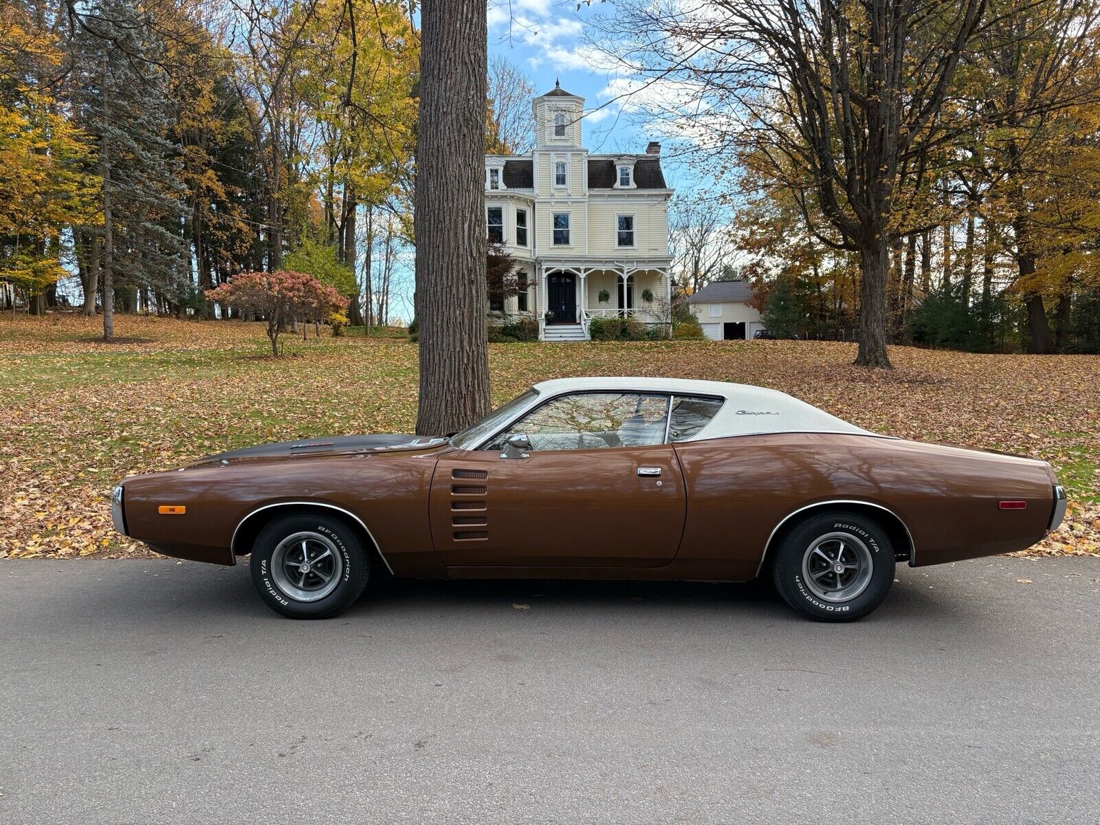 Dodge-Charger-1972-1