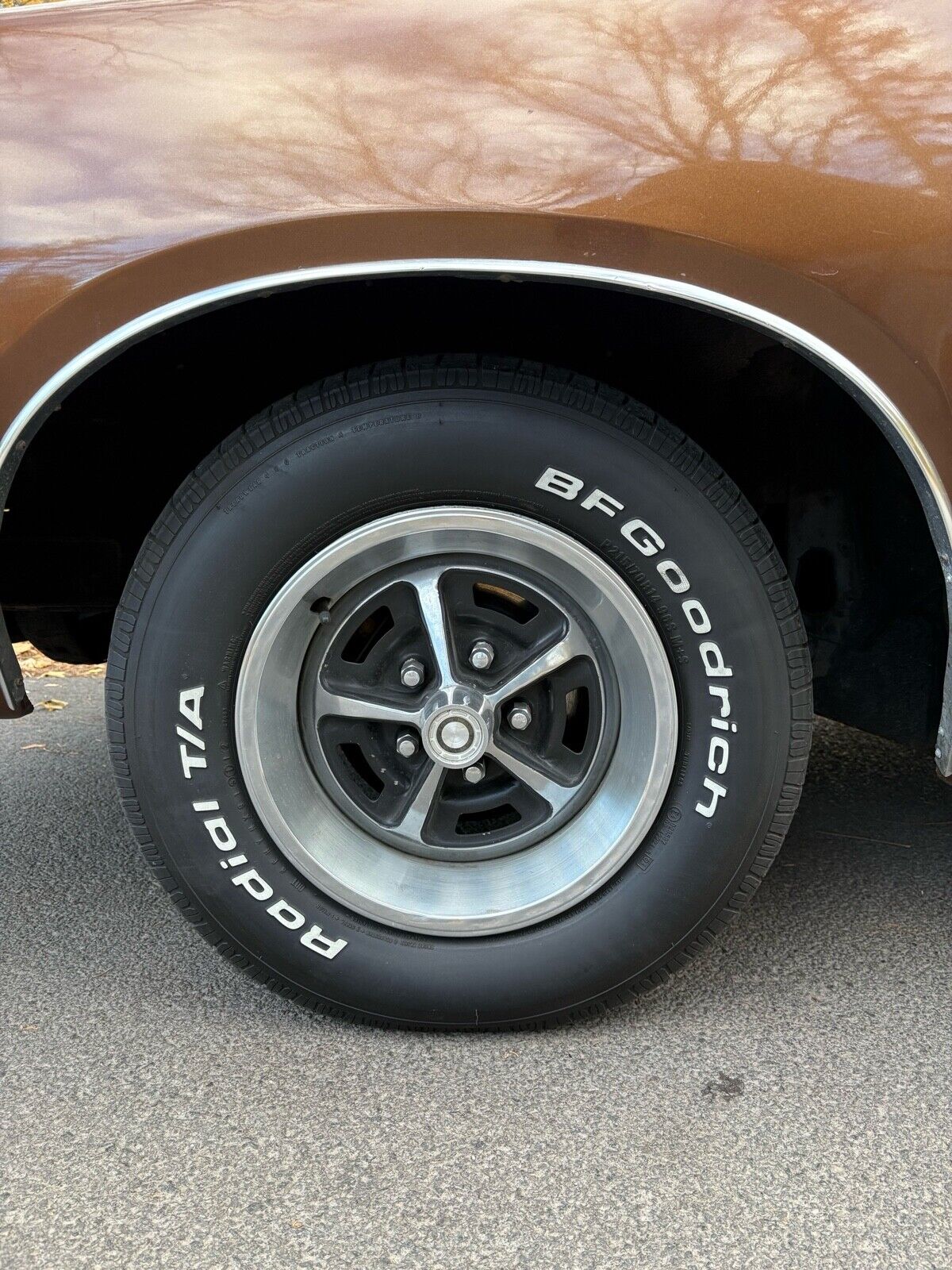 Dodge-Charger-1972-11
