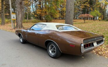 Dodge-Charger-1972-2