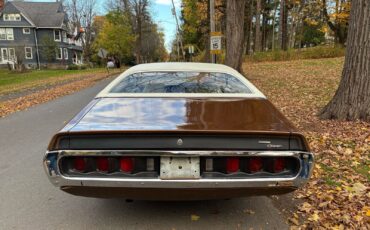 Dodge-Charger-1972-3