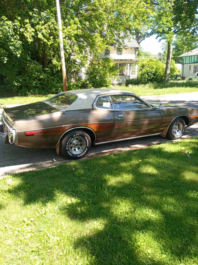 Dodge-Charger-rallye-1974-silver