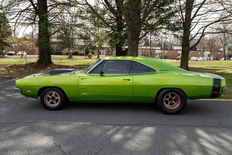 Dodge-Charger-rt-1969-green-12