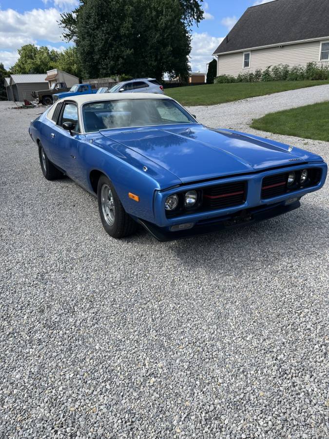 Dodge-Charger-se-broghm-1973-blue