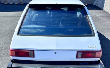 Dodge-Colt-1984-Hatchback-4
