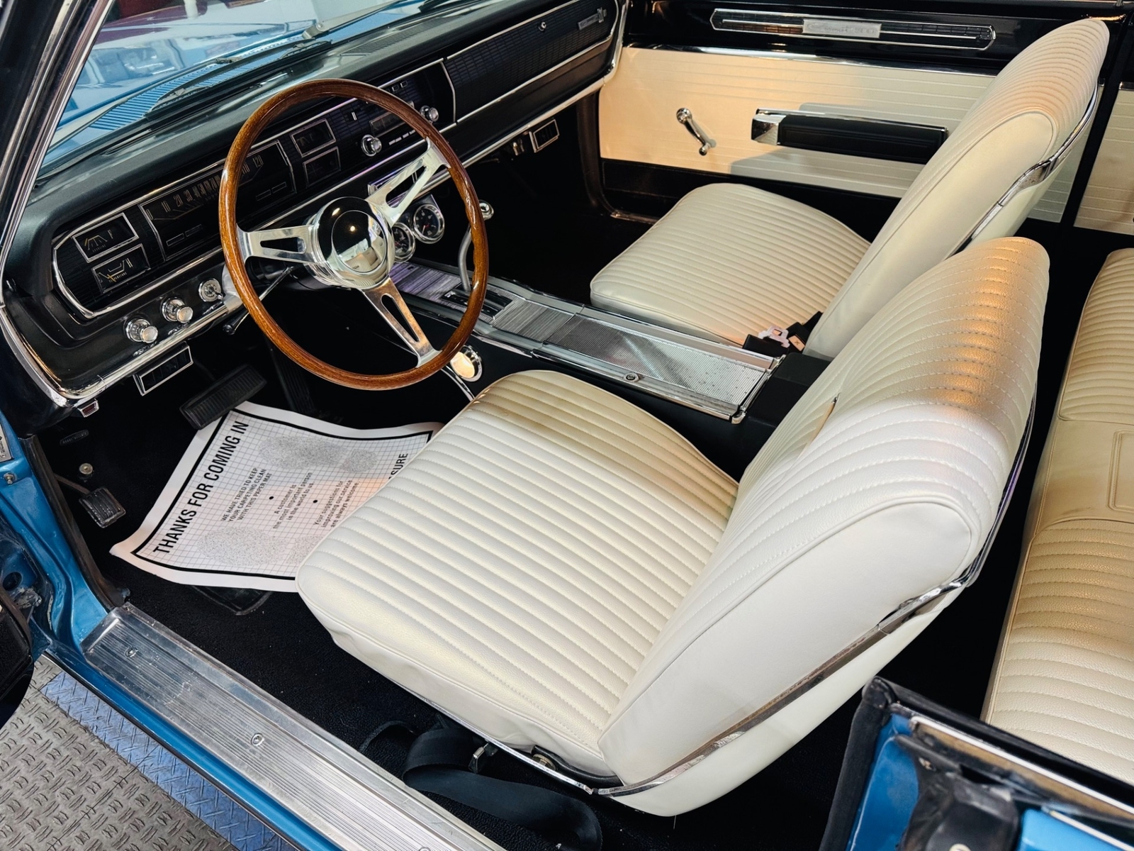 Dodge-Coronet-1967-15