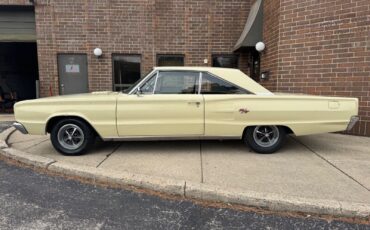 Dodge-Coronet-1967-Coupe-2