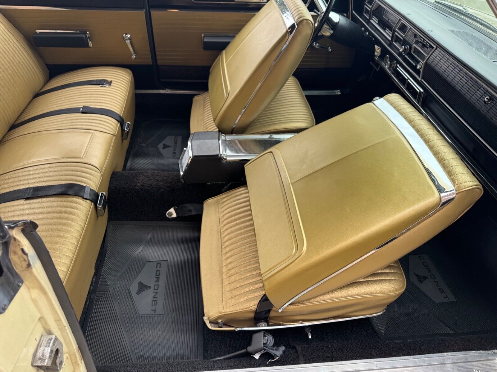 Dodge-Coronet-1967-Coupe-29