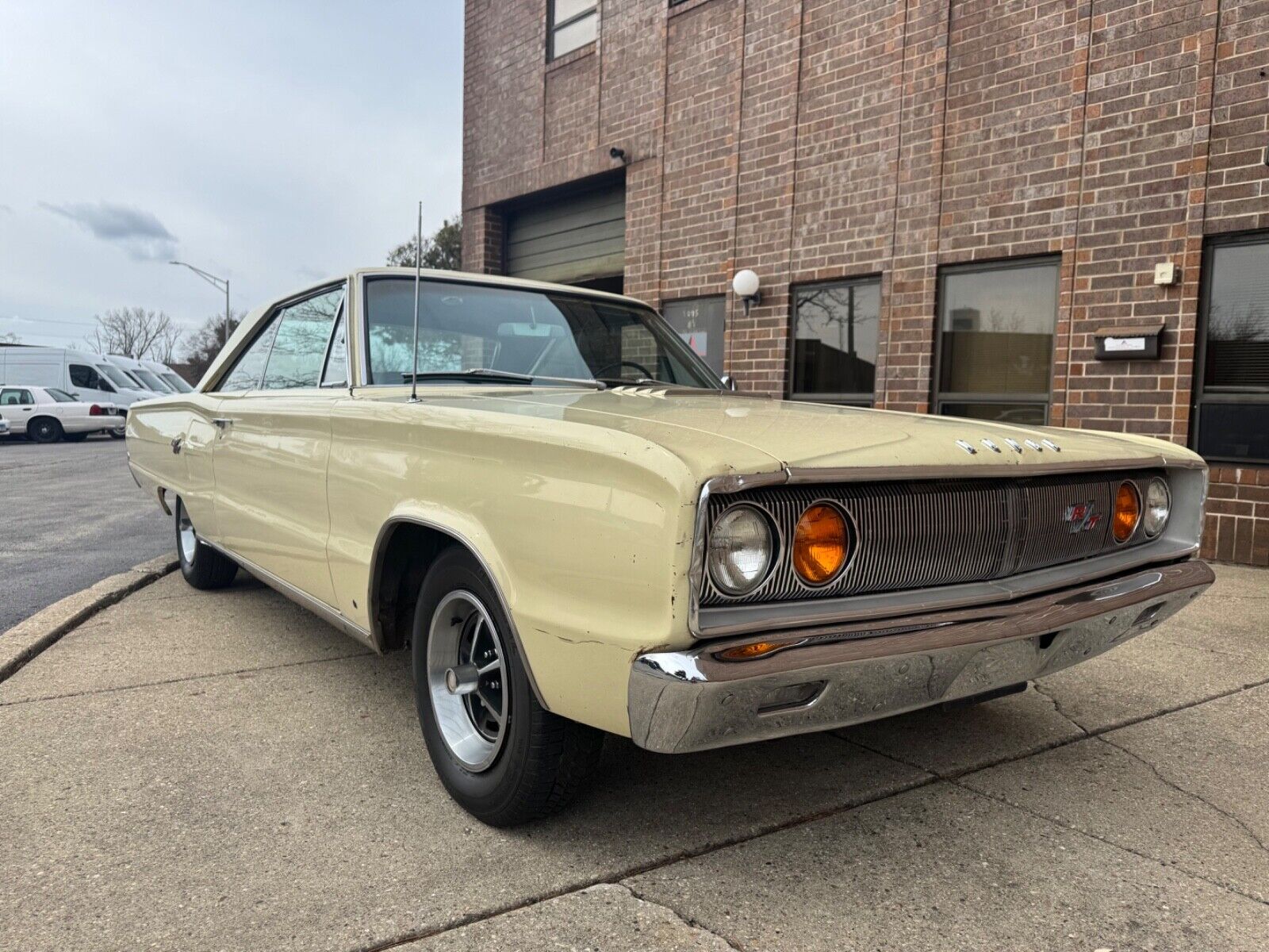 Dodge-Coronet-1967-Coupe-9