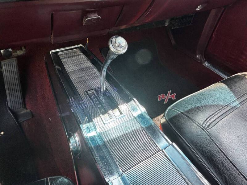Dodge-Coronet-1968-18