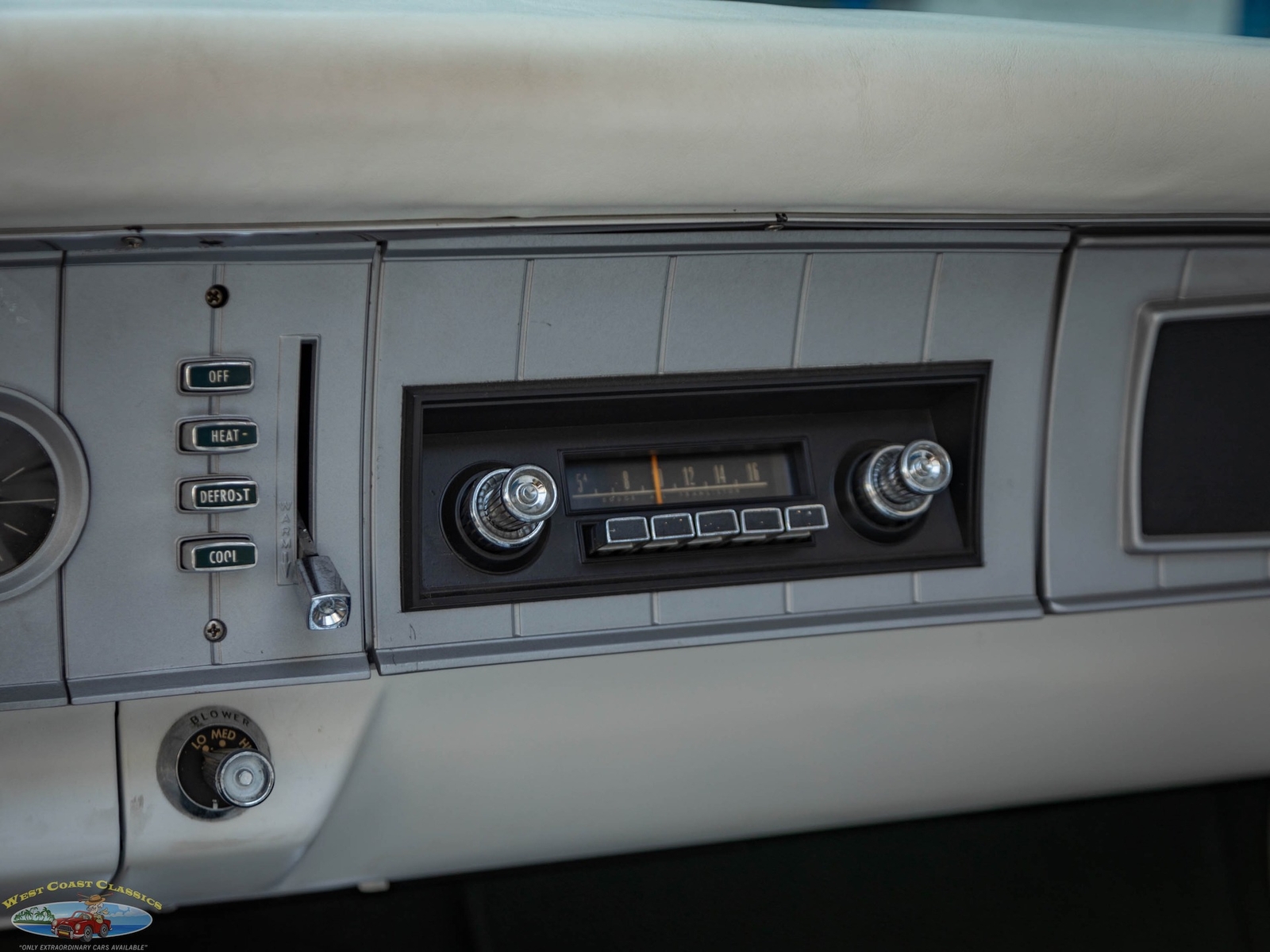 Dodge-Coronet-500-2-Door-1965-2-Door-Convertible-38