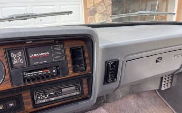 Dodge-Cummins-diesel-1993-white-10