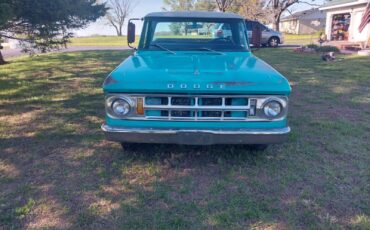 Dodge-D100-1969-Standard-Cab-Pickup-10