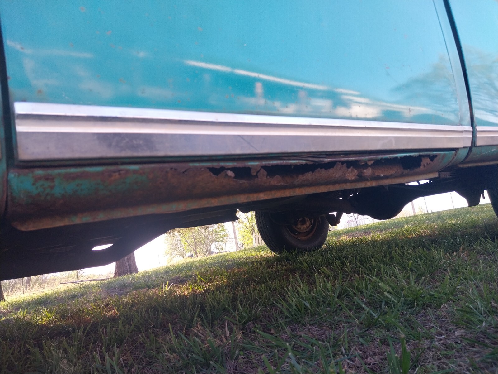 Dodge-D100-1969-Standard-Cab-Pickup-4