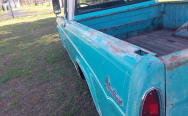 Dodge-D100-1969-Standard-Cab-Pickup-8